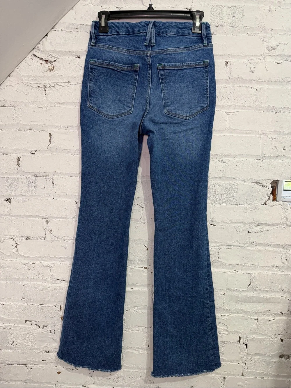 Good American Good Legs Flare Jeans Dark Wash Raw Hem Recycled Cotton Size 6/28